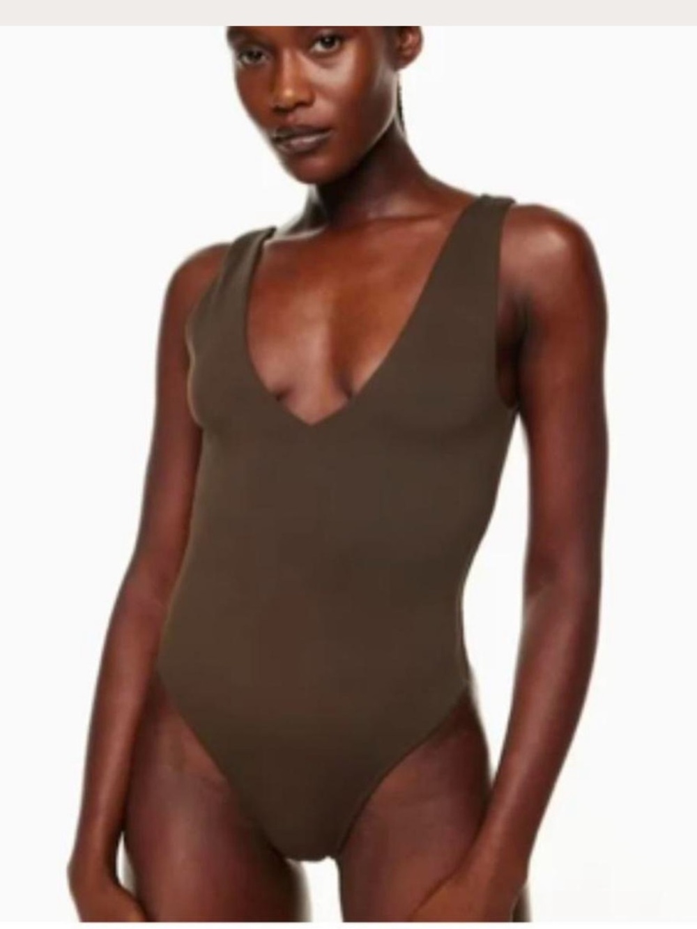 Aritzia Babaton Contour V-Neck Bodysuit. Dark Brown, size XS